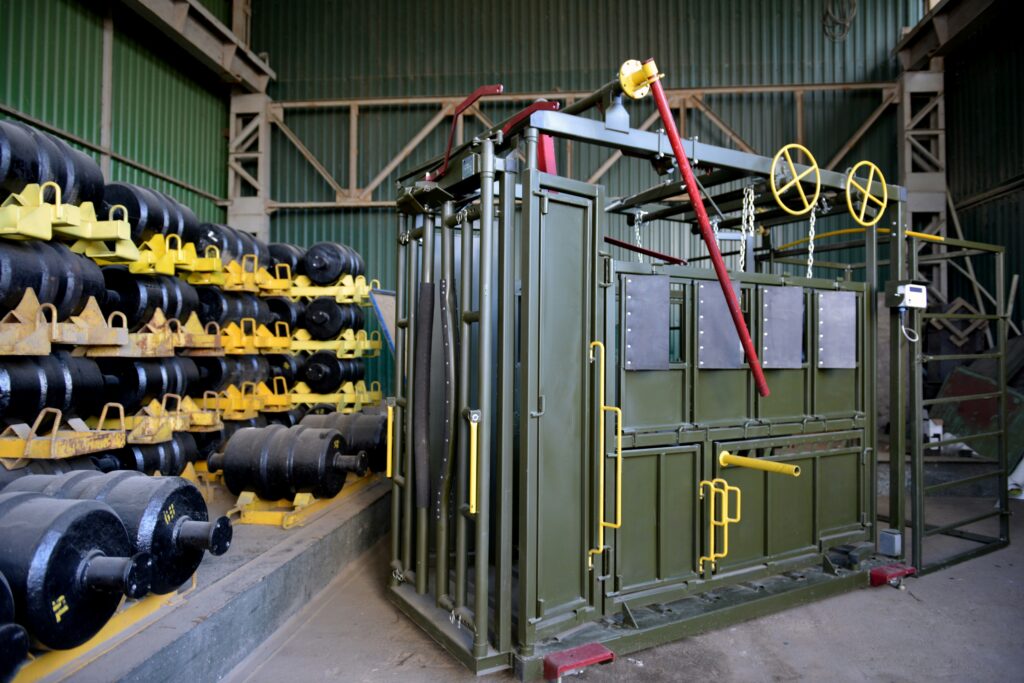 Heavy metal base frame manufacturer in India