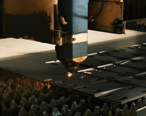 Laser cutting machine